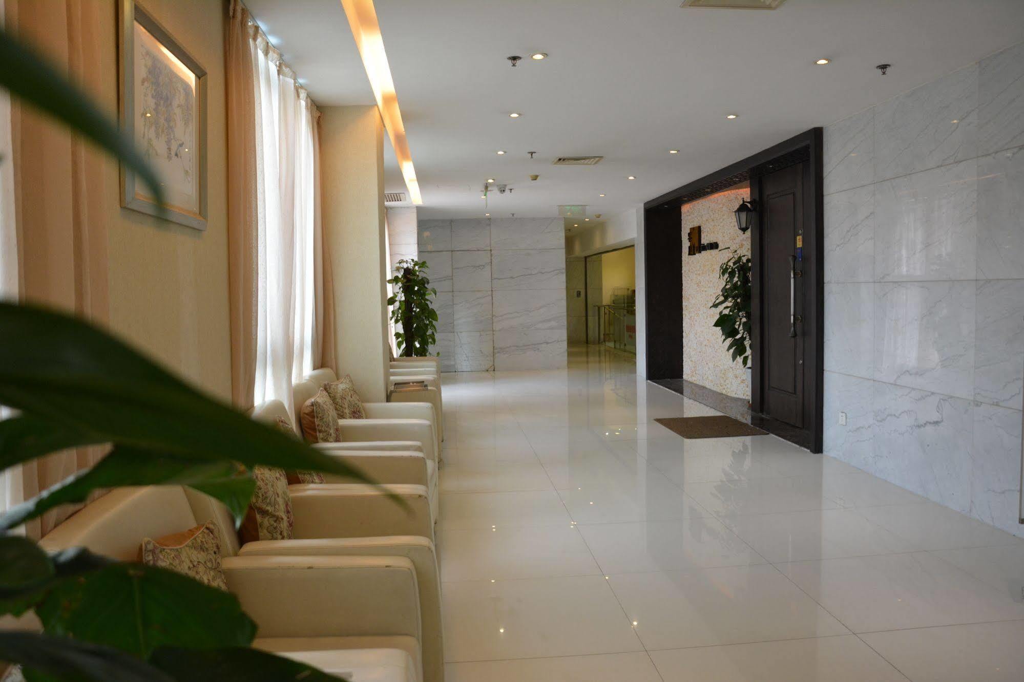 Radiance Hotel Shanghai Exterior foto